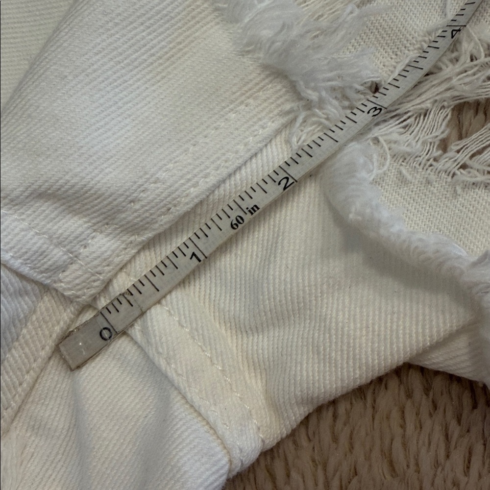 SIGNATURE8 Ultra High Rise Branco Short - Picture 13 of 16